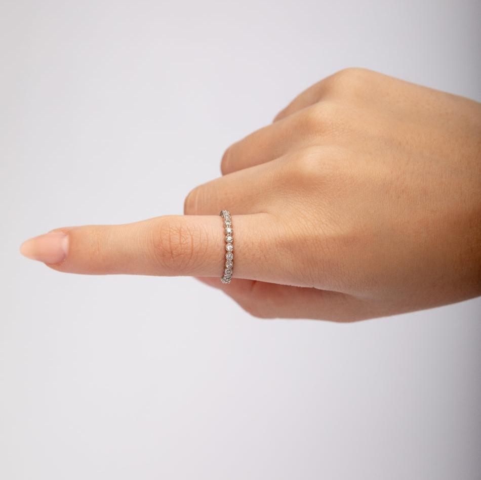 Lustrous Ice Band