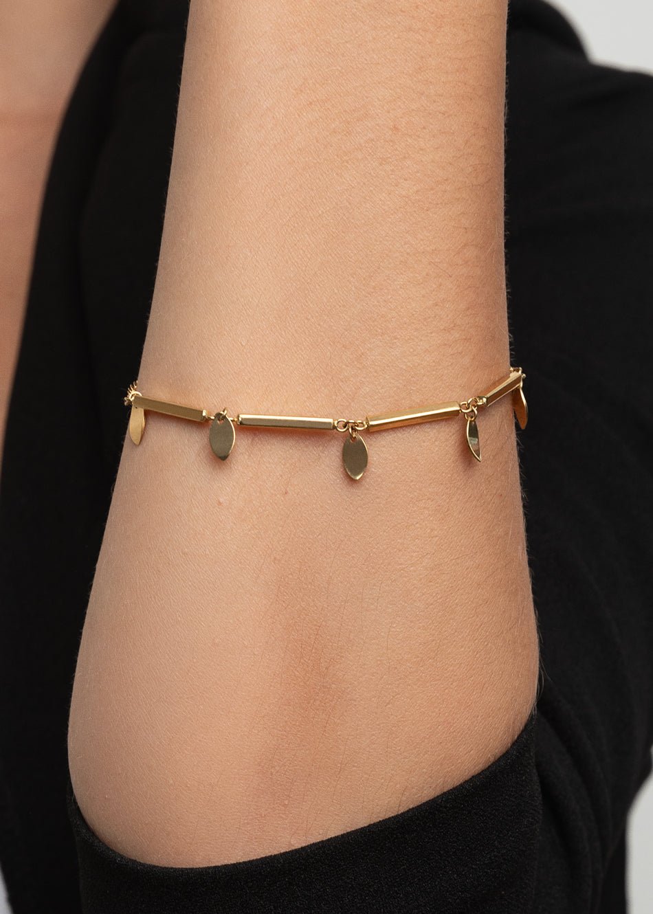Leaf Charm Gold Bracelet