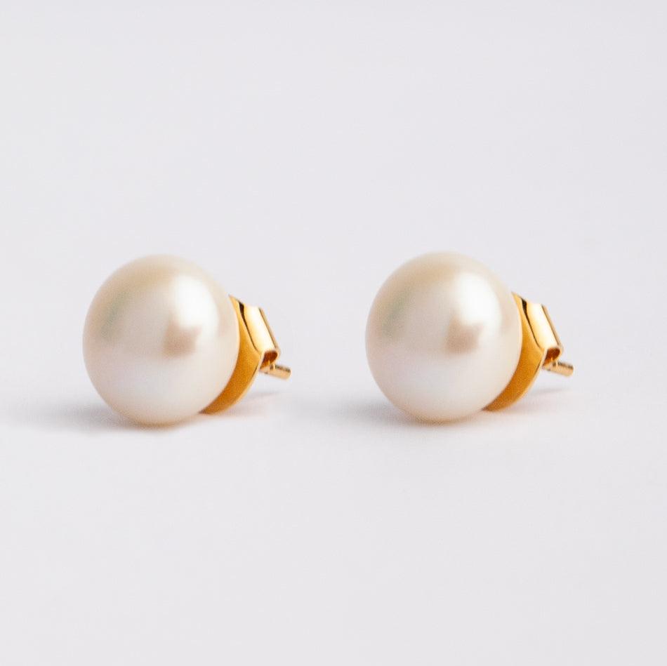 Natural Pearl Stud Earrings